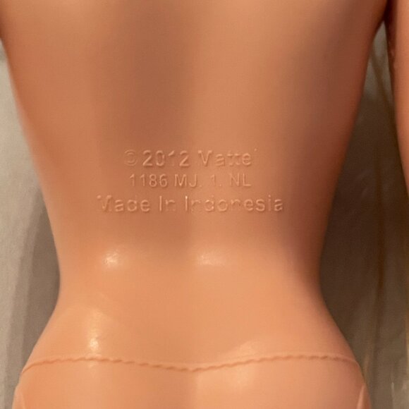 Mattel Disney Party Princess Rapunzel Doll 2013 - Picture 9 of 9